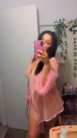 OnlyFans account  qweenbee99 avatar 1