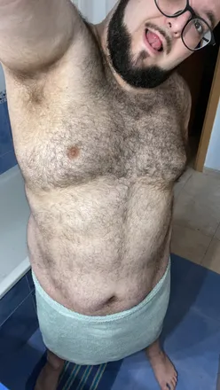 OnlyFans account  gui-bear header 2
