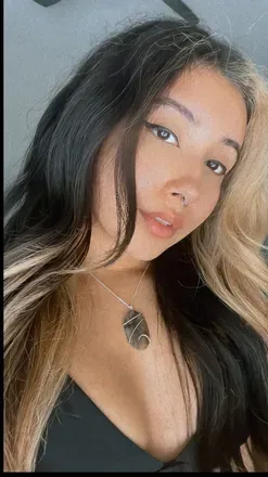 OnlyFans cuenta raerenee avatar 1
