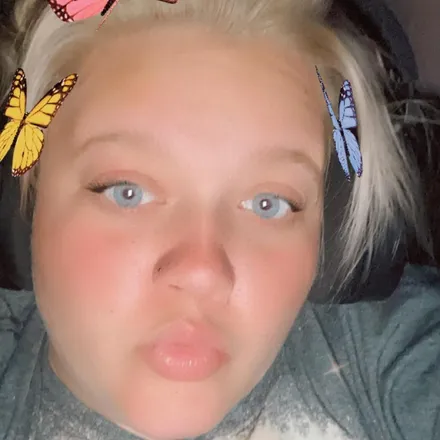 OnlyFans account  biggergirlgonewild header 2