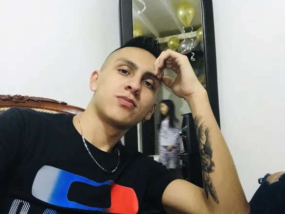 OnlyFans cuenta mzr2120 header 2
