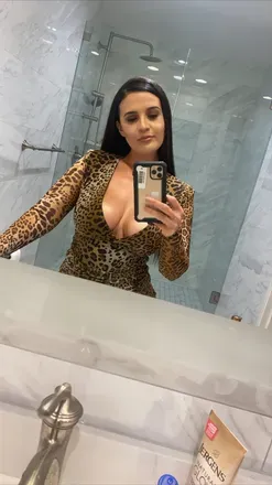OnlyFans cuenta r0sepetalsh0werz avatar 1