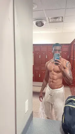 OnlyFans cuenta imthatartist header 2