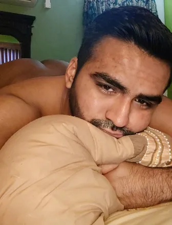 OnlyFans cuenta roggerbttm header 2