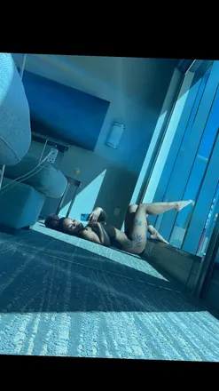 OnlyFans cuenta letsplaybae header 2