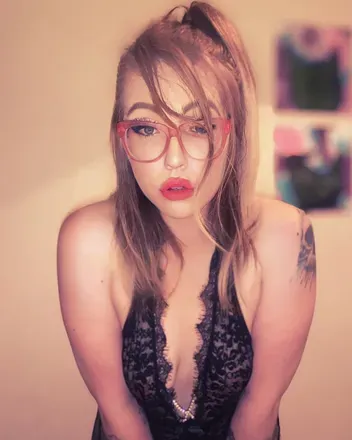 OnlyFans cuenta buzzedbunni avatar 1