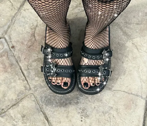 OnlyFans cuenta gothbunnypawss header 2
