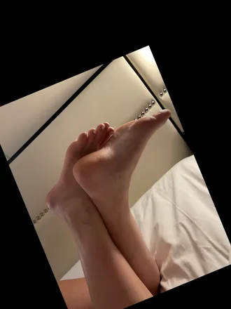 OnlyFans cuenta brazilianfootbabe header 2