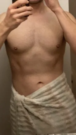 OnlyFans cuenta youngandfun96_96 header 2