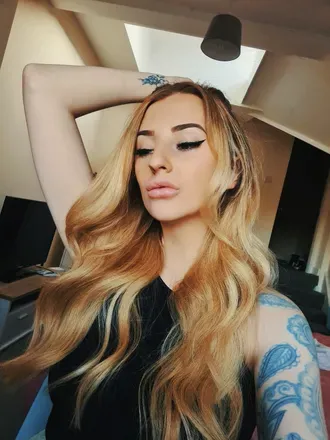 OnlyFans cuenta indigoh27 avatar 1