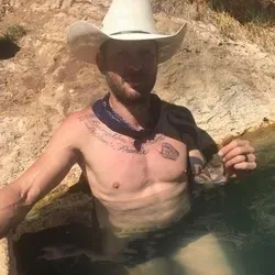 OnlyFans account  scottnails avatar 1