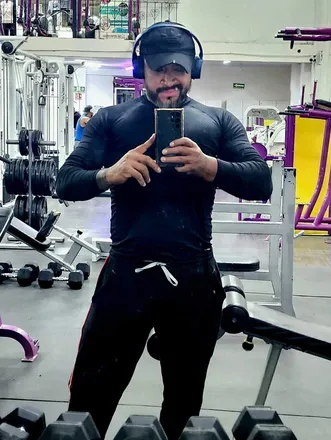 OnlyFans account  negrosex040579 header 2