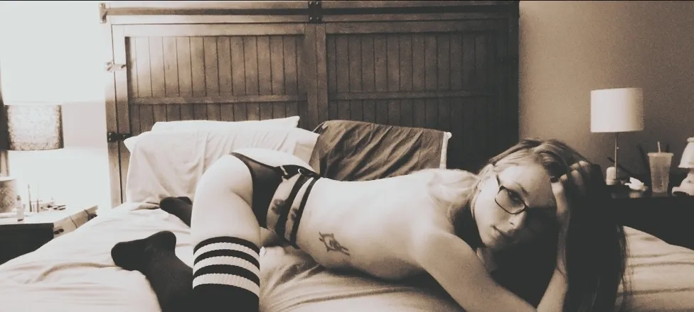 OnlyFans cuenta grlwith.nojob header 2