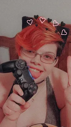 OnlyFans account  bbwredpanda avatar 1