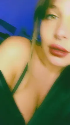 OnlyFans cuenta nanumika avatar 1