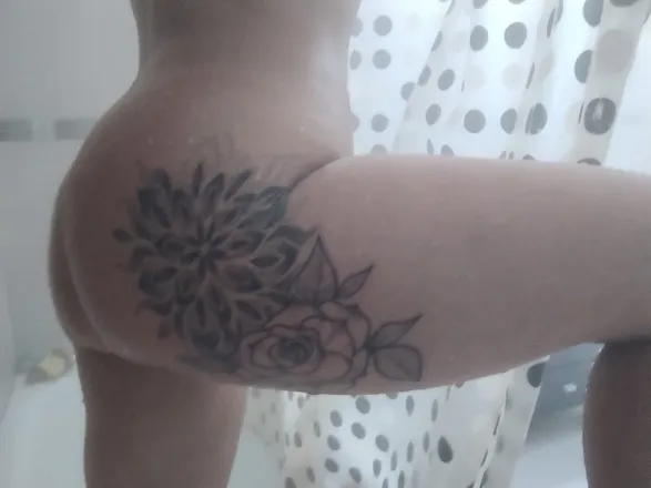 OnlyFans cuenta sensualjessi23 header 2