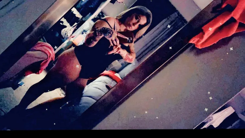 OnlyFans cuenta sweetface11 header 2