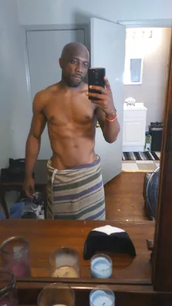 OnlyFans cuenta immaculantguy header 2
