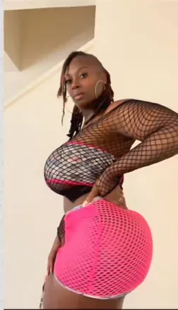 OnlyFans cuenta aonisty_blackrose avatar 1