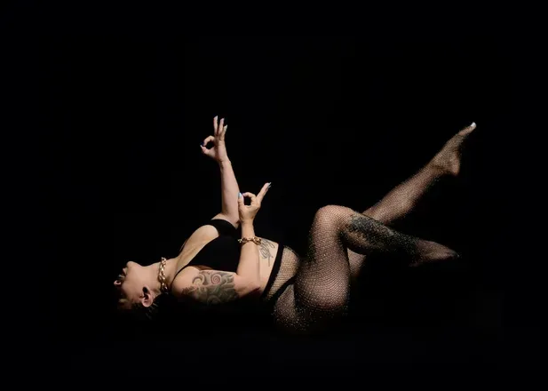 OnlyFans cuenta mandirafeet header 2