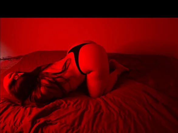 OnlyFans account  mommymilk3rs19 header 2