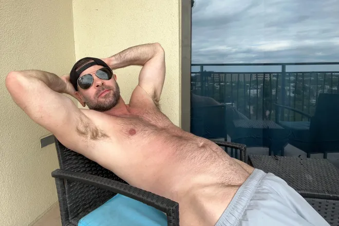 OnlyFans cuenta sexydaddyxxx header 2