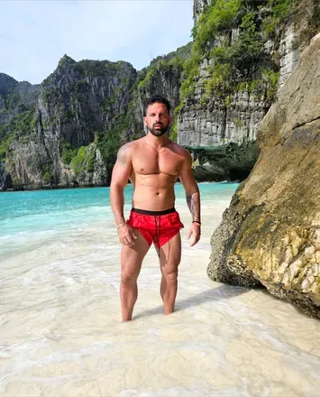 OnlyFans cuenta lorenzoviota avatar 1