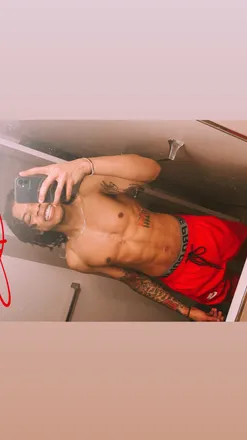 OnlyFans cuenta bigmoneyviic header 2