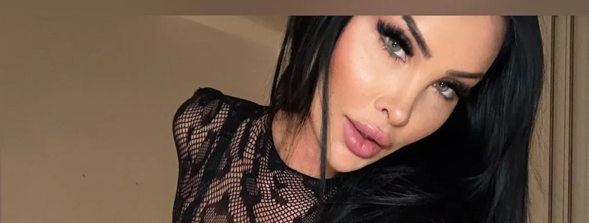 OnlyFans cuenta rubyyyyred header 2