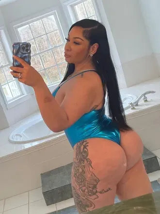 OnlyFans cuenta therealcinabun avatar 1
