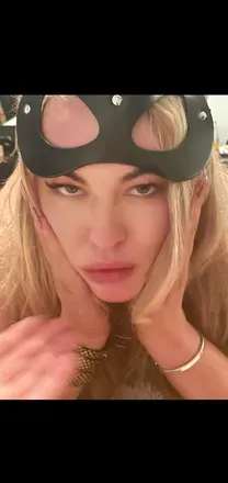OnlyFans cuenta peepingtomsquest avatar 1