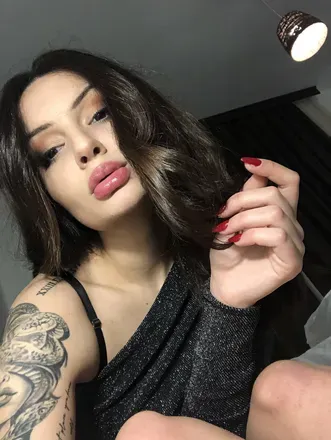 OnlyFans account  shay.bmg avatar 1