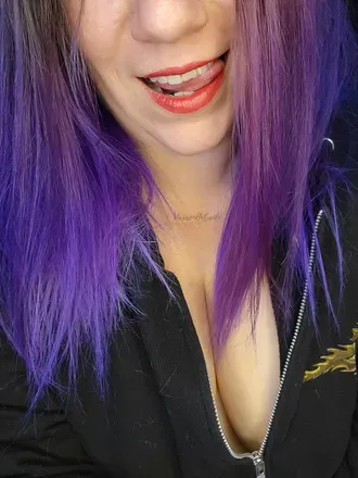 OnlyFans account  vixxxenhotwife avatar 1