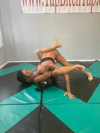 OnlyFans cuenta tapbitchtap avatar 1