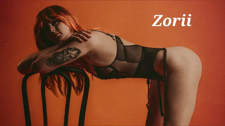 OnlyFans account  zorii header 2