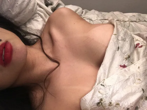 OnlyFans cuenta alicialaureen header 2