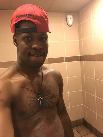 OnlyFans cuenta troublebigdick header 2