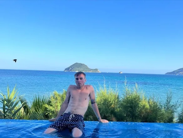 OnlyFans cuenta decco2.2 header 2