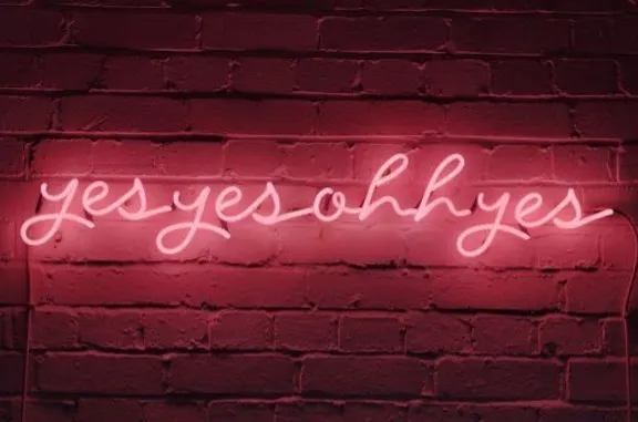 OnlyFans cuenta yourgirlnlover header 2
