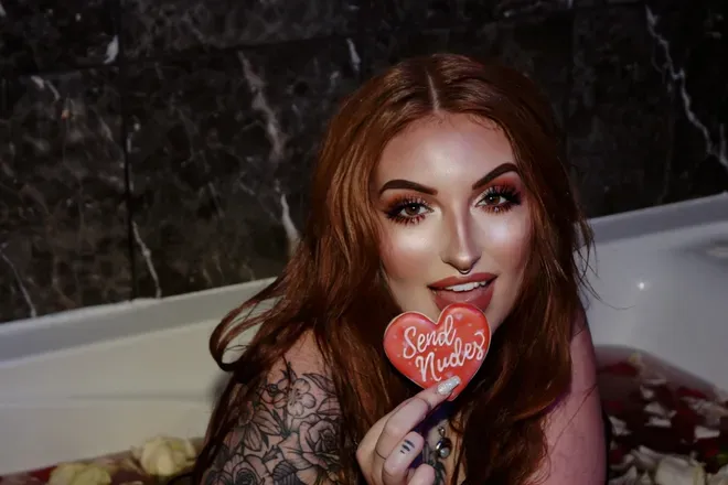 OnlyFans account  rileyxmaude avatar 1