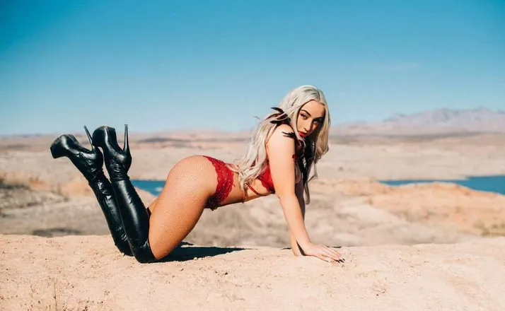 OnlyFans cuenta quincyentertainment header 2