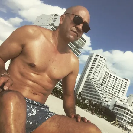 OnlyFans cuenta u147025667 header 2