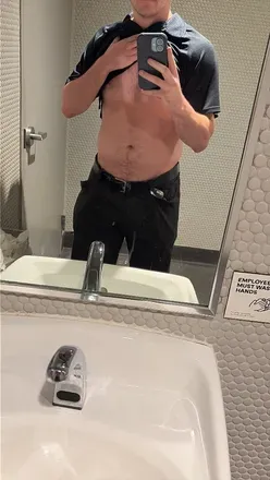 OnlyFans cuenta mattbithebayy avatar 1