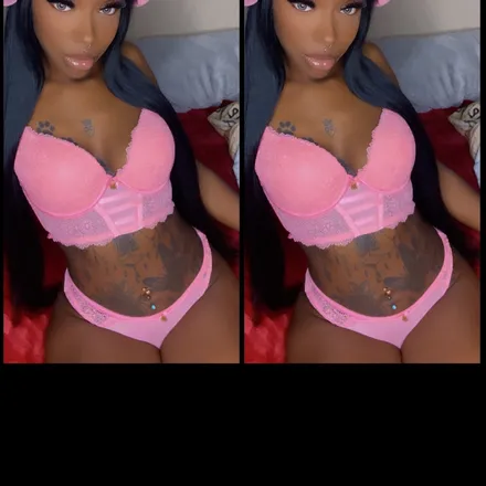 OnlyFans cuenta famousnudy header 2