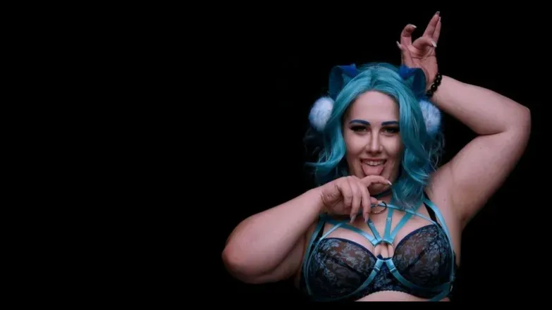 OnlyFans cuenta peachsauceplus header 2