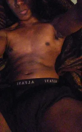 OnlyFans cuenta ahungintrovert avatar 1