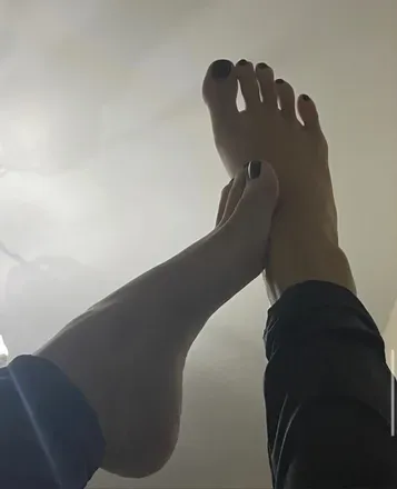 OnlyFans cuenta sweetmiafeet avatar 1