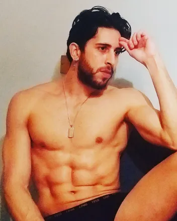 OnlyFans cuenta riccardo997 header 2