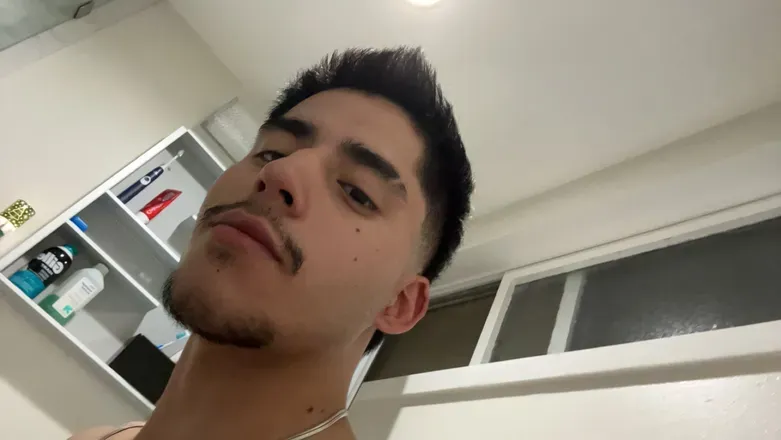 OnlyFans cuenta holexboi avatar 1