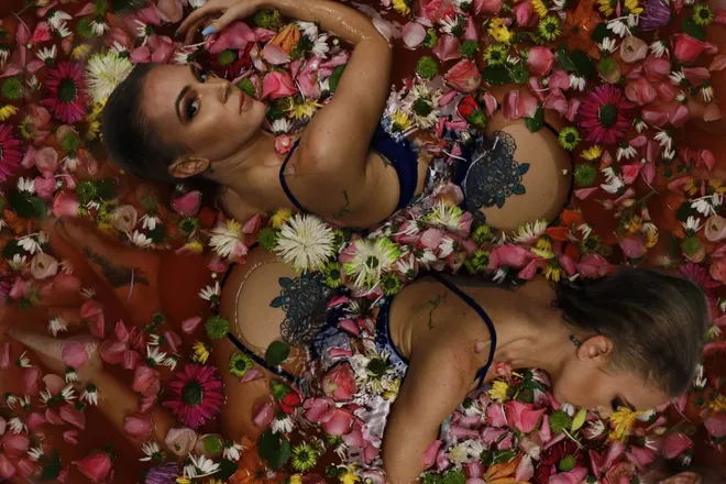 OnlyFans cuenta queenbeeenergy header 2